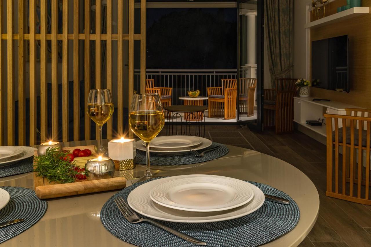 Lustica Apartments Central 티바트 외부 사진