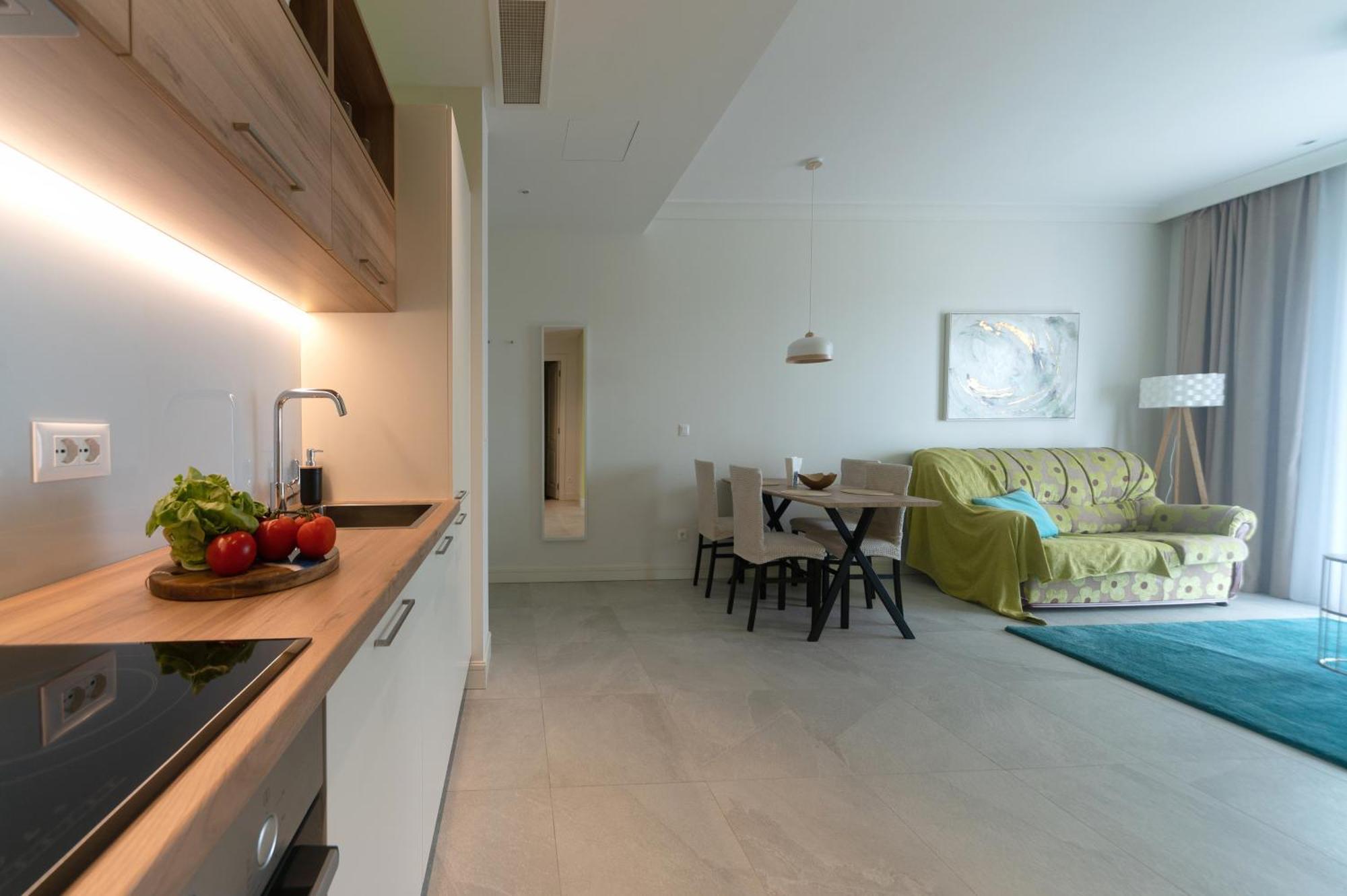 Lustica Apartments Central 티바트 외부 사진