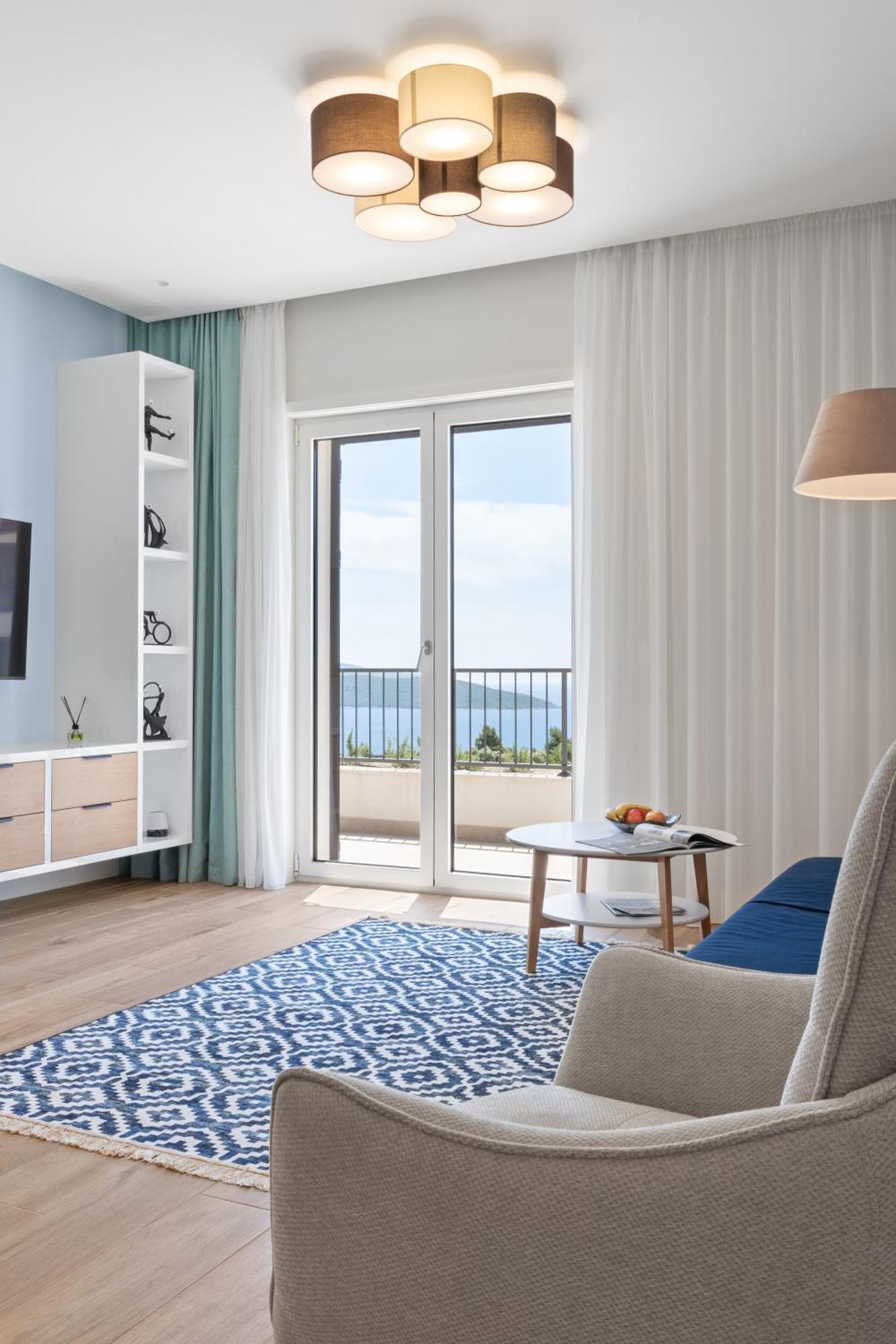 Lustica Apartments Central 티바트 외부 사진